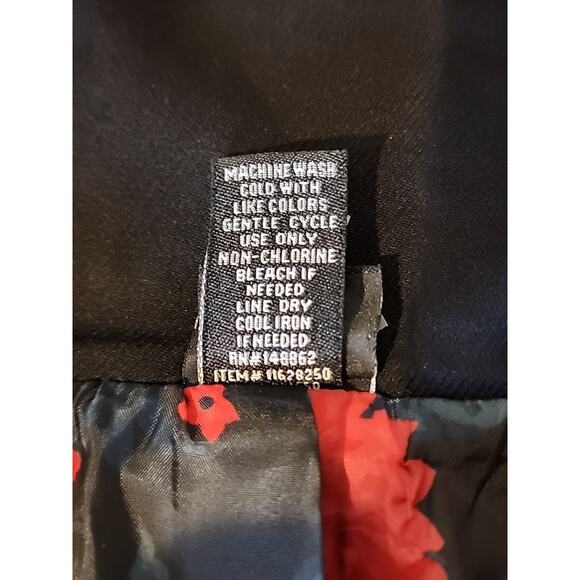 Torrid Disney Minnie Mouse black buttoning embroidered Lined dress size 2 - Picture 10 of 10
